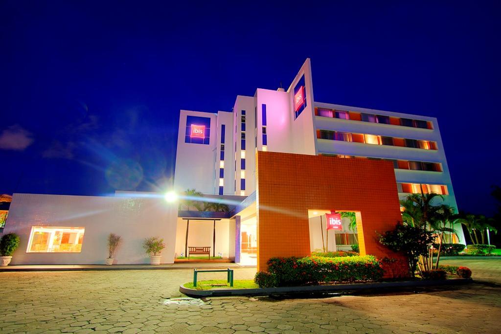 Ibis Manaus Distrito Industrial Buitenkant foto